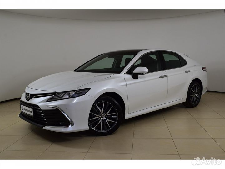 Toyota Camry 2.5 AT, 2022