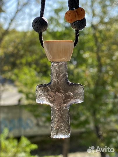 Крест обсидиановый. Камчатский сувенир