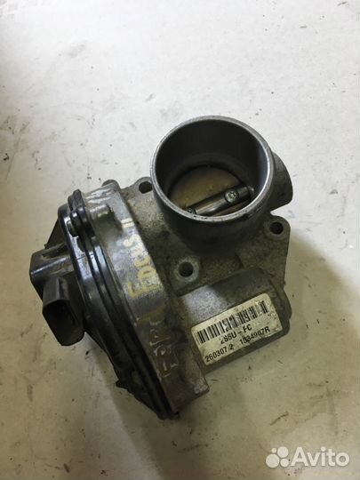 Дроссельная заслонка Ford Focus ll 2s6ufc