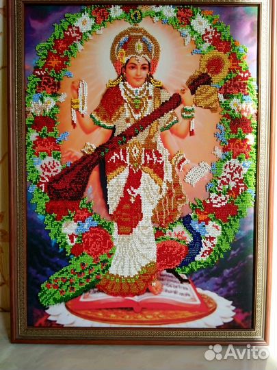 Картина вышитая бисером