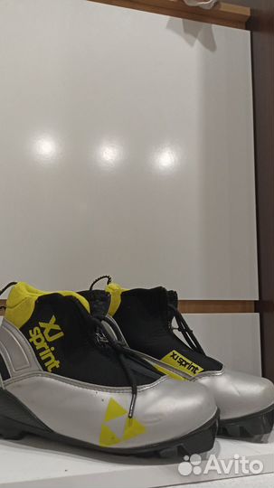 Лыжные ботинки 35 размер