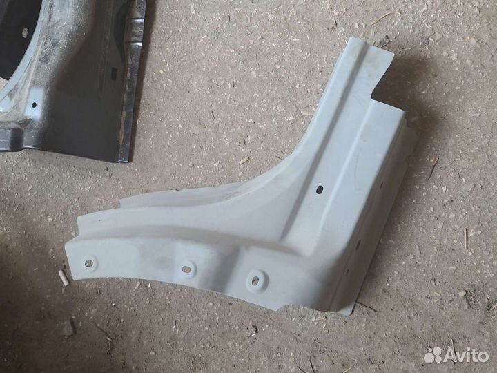 Крыло заднее правое nissan X-trail T32 сапожок