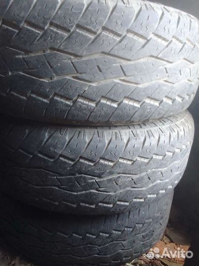 Toyo Open Country A/T 265/65 R17