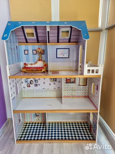 Кукольный домик с мебелью большой