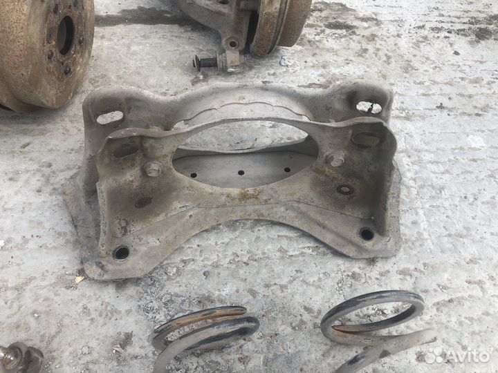 Задний подрамник Toyota Rav4 SXA