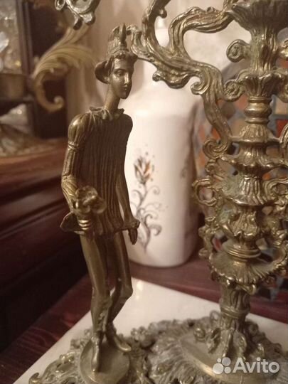 Подсвечник