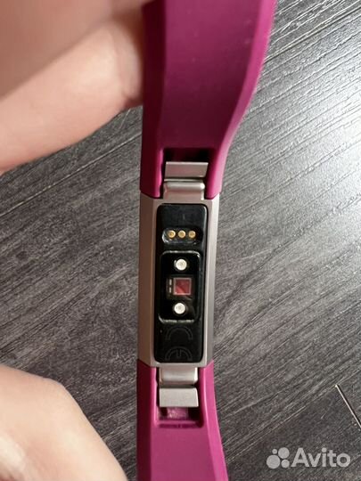 Смарт-часы Fitbit