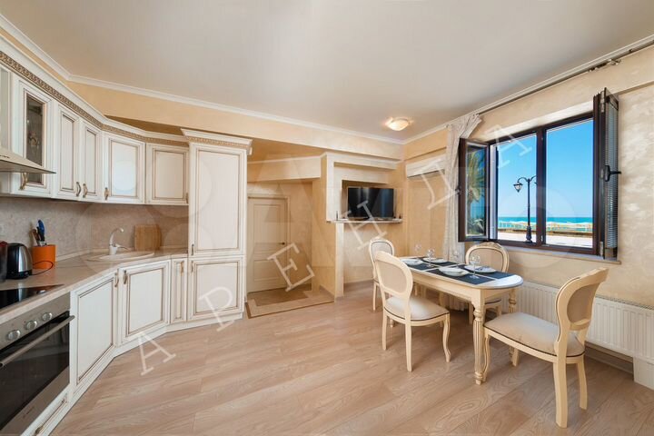 1-к. квартира, 50 м², 1/7 эт.