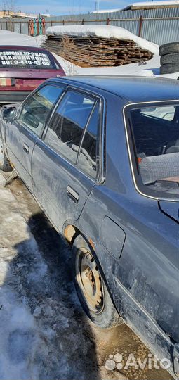 Toyota corona в разборе