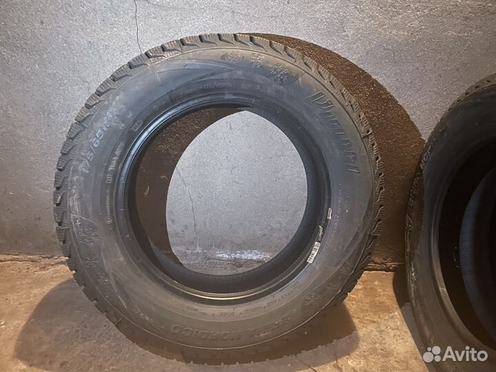 Viatti Brina Nordico V-522 175/65 R14 104