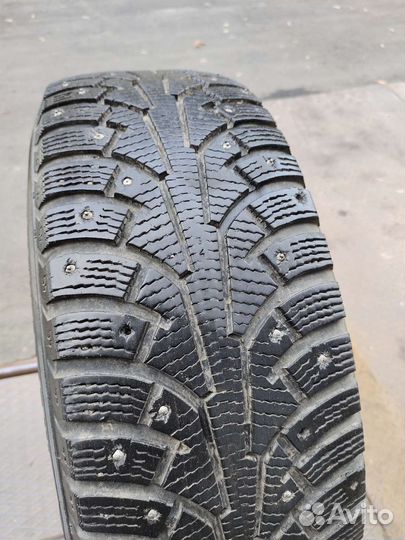 Nokian Tyres Hakkapeliitta 5 215/65 R16