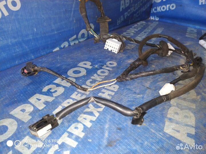 Проводка двери Kia Rio 3 седан G4FC 2015