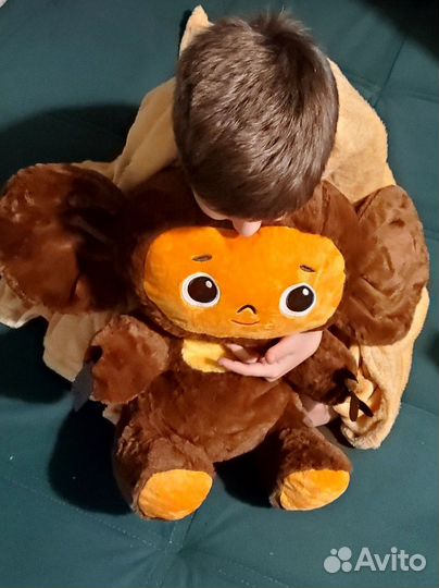 Мягкая игрушка Чебурашка с пледом