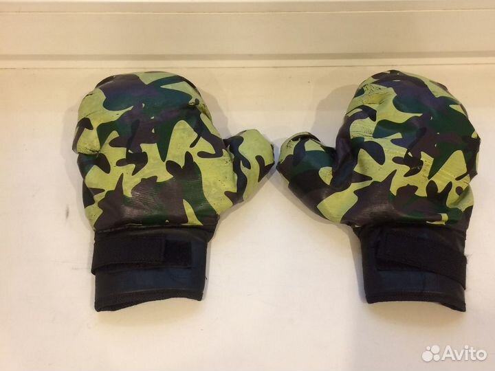 Боксерские перчатки детские (с грушей-подушкой)