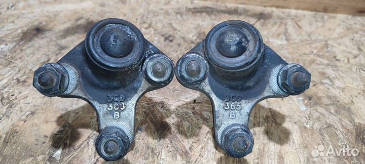 Шаровая опора VW Passat B7 3C0 366B