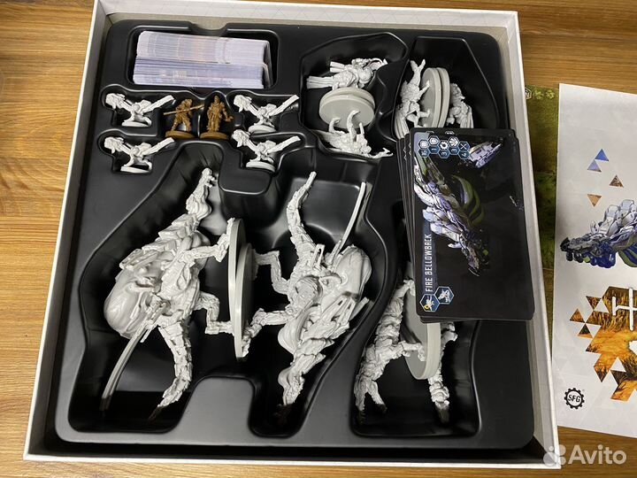 Horizon Zero Dawn: The Board Game + Sacred Land