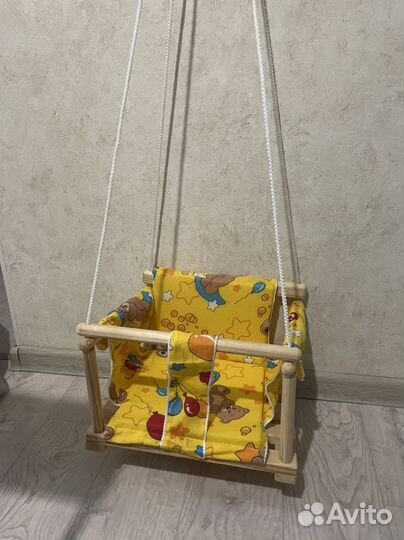 Детская качель подвесная