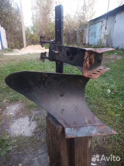 Плуг для мотоблока