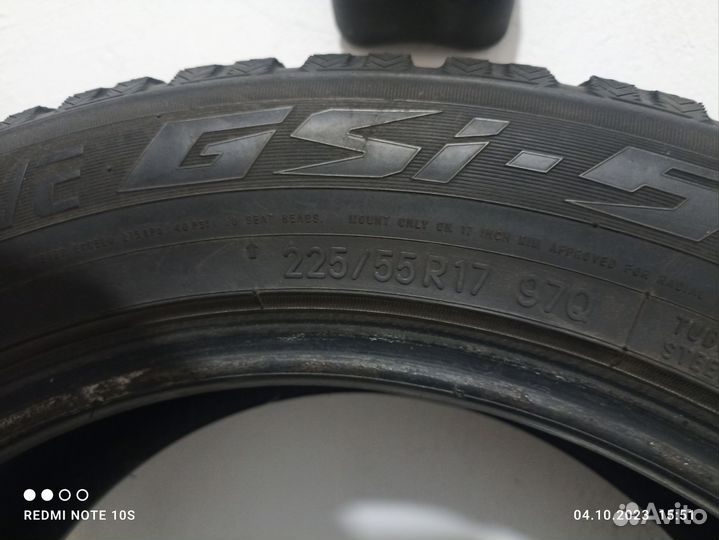 Toyo Observe GSi-5 225/55 R17 97VR
