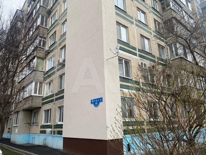 4-к. квартира, 74 м², 1/10 эт.