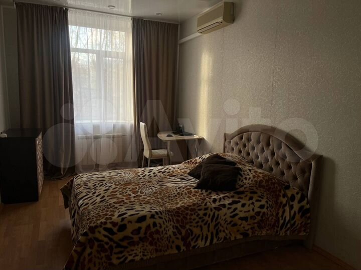 2-к. квартира, 55 м², 1/3 эт.