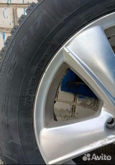 Зимние колеса R17 на RAV4