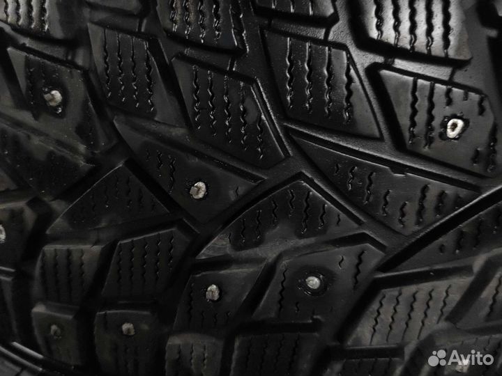 Dunlop Grandtrek Ice 02 215/60 R17