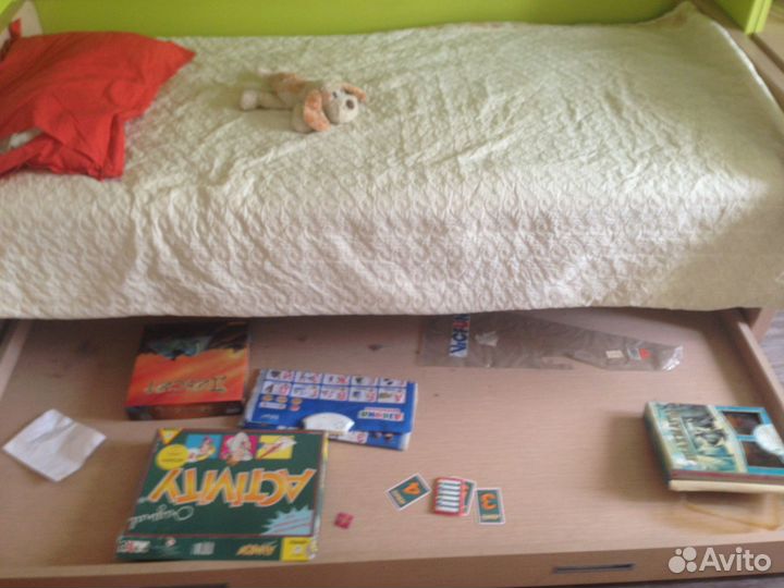 Мебель в детскую комнату