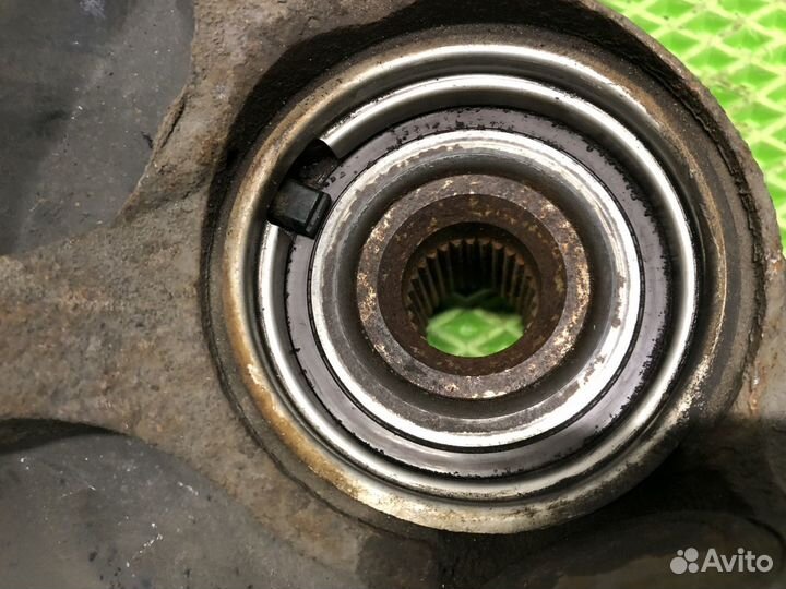 Кулак поворотный передний правый Honda Accord 7 из