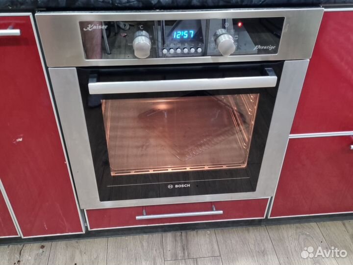 Духовой шкаф Bosch электрический
