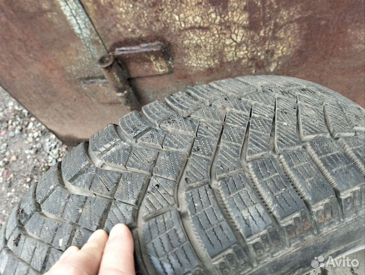 Колеса в сборе зимние 215/60/17 pirelli ice zero