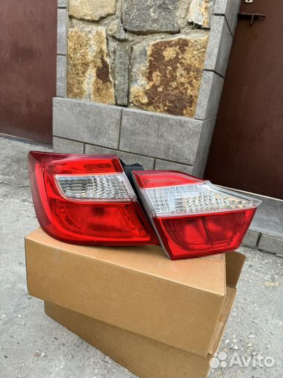 Задние фары оригинал camry 50