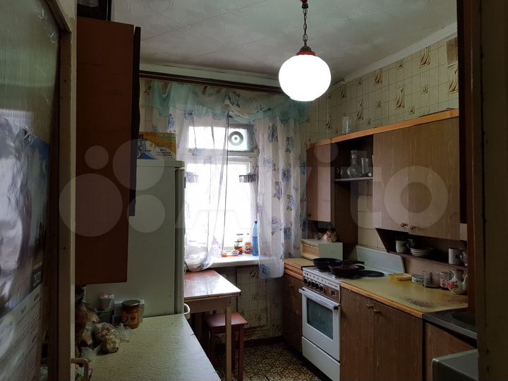 2-к. квартира, 49 м², 3/9 эт.