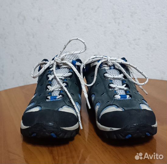 Трекинговые ботинки 38