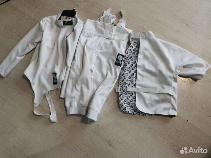 Форма для фехтования