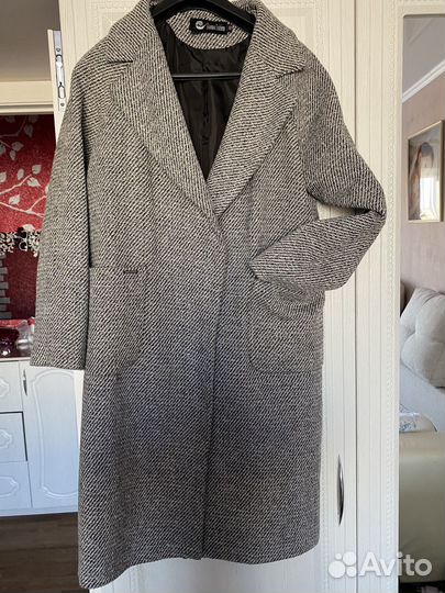 Пальто женское 48 размер