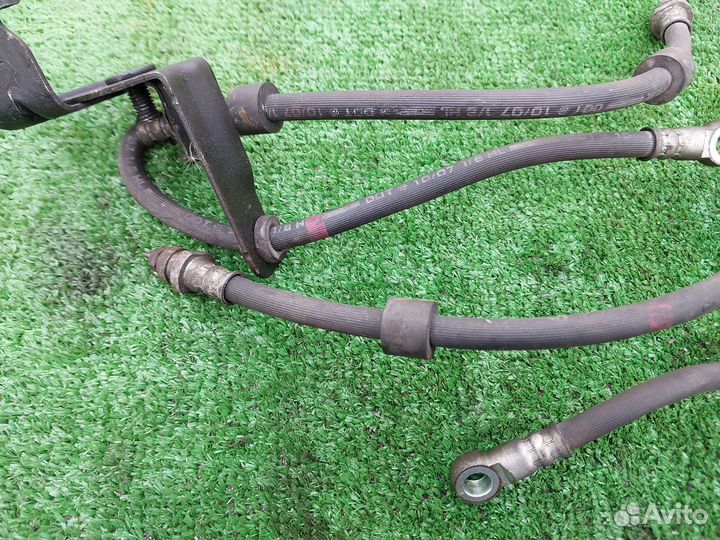 Шланги тормозные передние Мицубиси Лансер 10