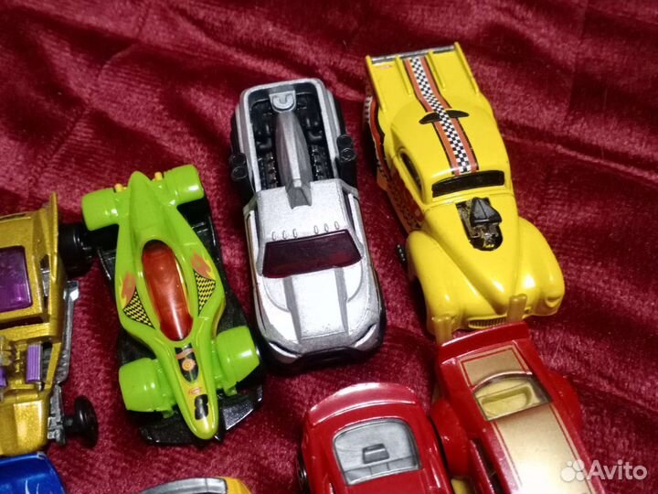 Hot wheels машинки