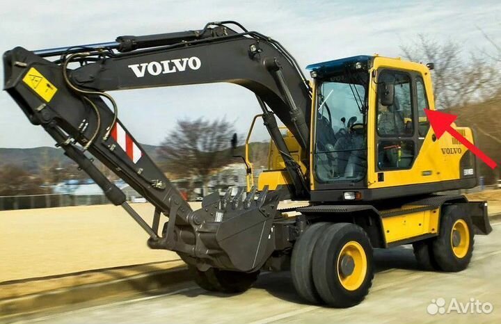 Стекло левое за дверью на экскаватор Volvo EW 145
