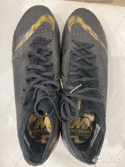 Футбольные бутсы 42 размер