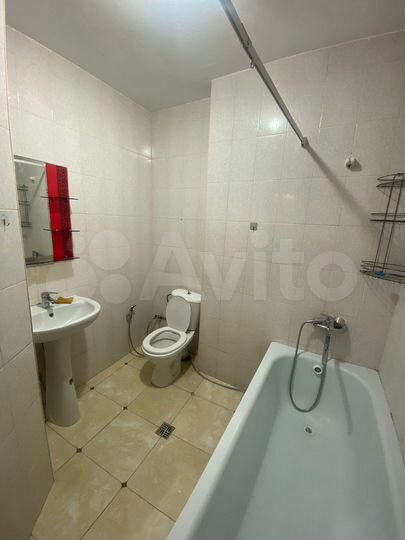 2-к. квартира, 68 м², 4/5 эт.