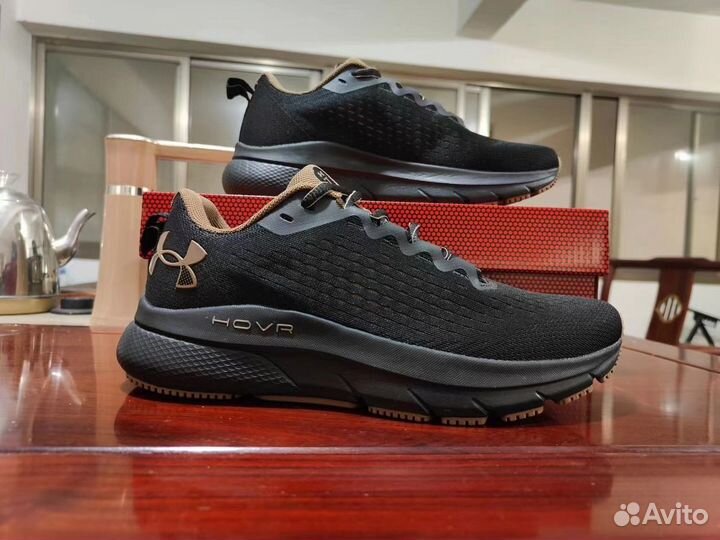 Кроссовки under armour hovr phantomv 23