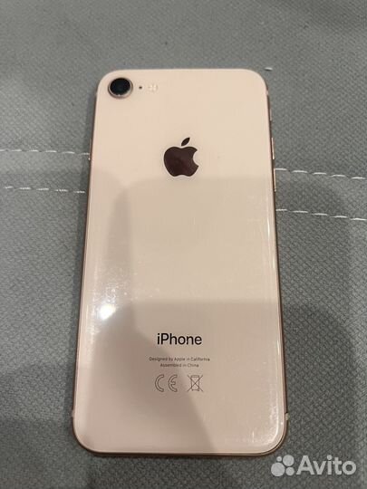 iPhone 8, 64 ГБ