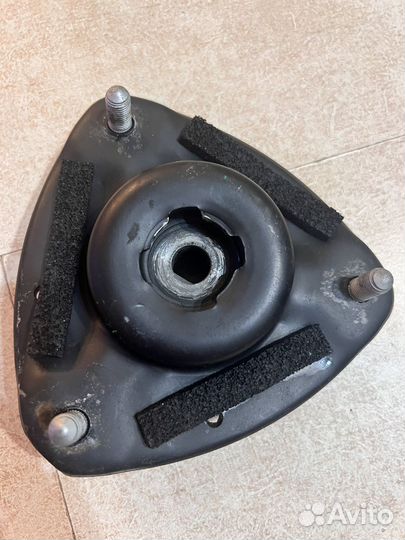 Опора амортизатора камри V 70