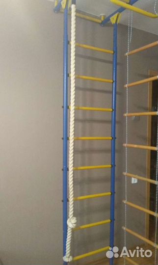 Шведская стенка турник