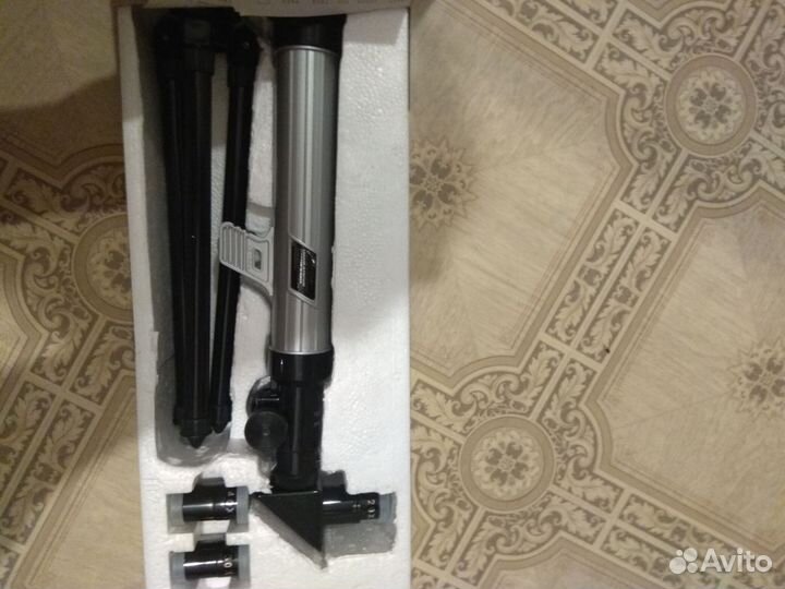 Телескоп астрономический с треногой