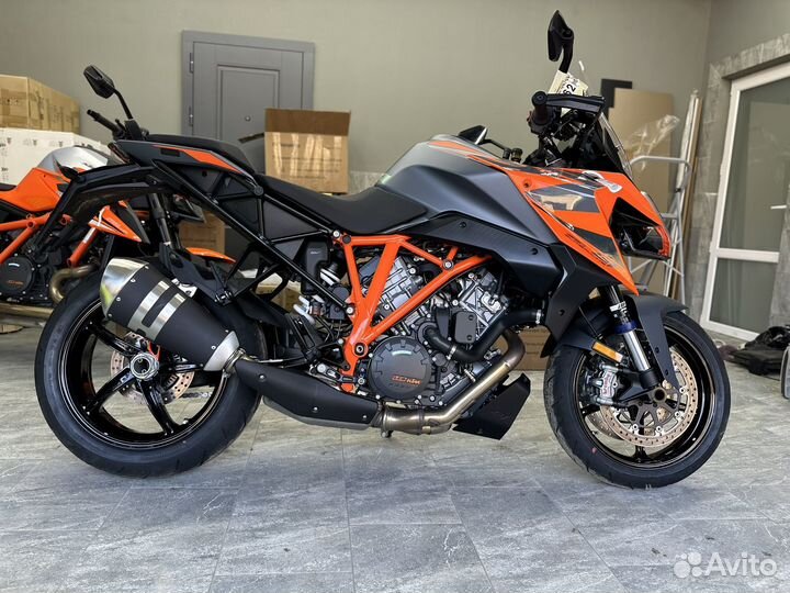 KTM 1290 super duke GT