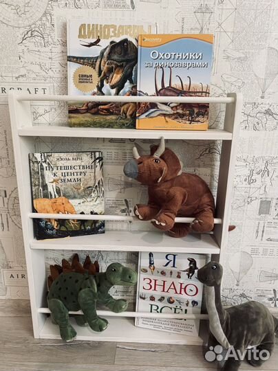 Полка для книг монтессори