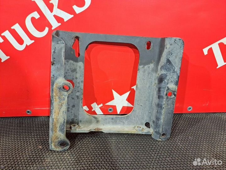 Кронштейн глушителя Man TGA, Man TGS, Man TGX