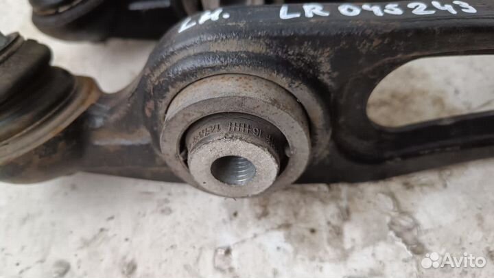 Land Rover Discovery 5 16- рычаг левый 0593